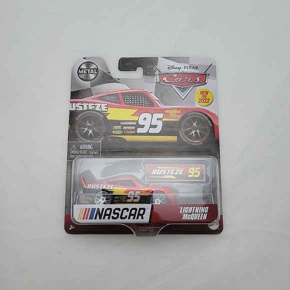 Disney Pixar Cars Lightning McQueen Nascar Rusteze #95 - Picture 1 of 2